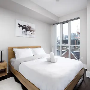 dwtn-condo-near-cn-tower-w-free-parking.niagara-fallshotels.com/